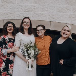 Meet your Posher, Elizabeth